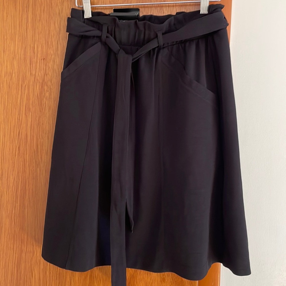 Banana Republic paper bag waist skirt with belt